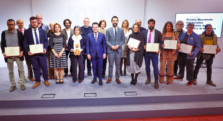 Guardonats dels Premis Nacionals d'Artesania i els Diplomes de Mestre/a Artesà/ana.
