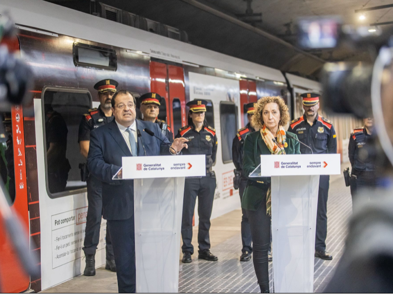 Imagen del artículo Interior i Ferrocarrils presenten la campanya És delicte per lluitar contra la violència sexual en l'àmbit del transport públic