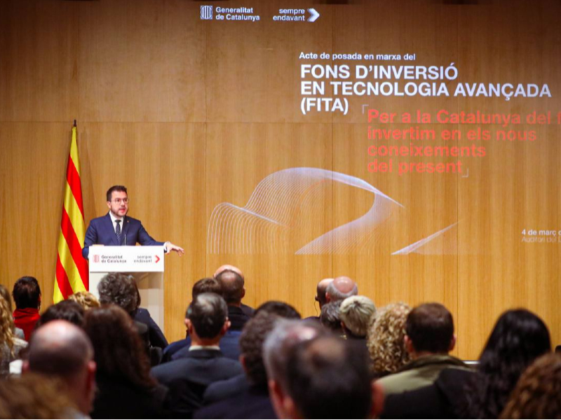 El president Aragonès durant la seva intervenció (Fotografia: Jordi Bedmar)