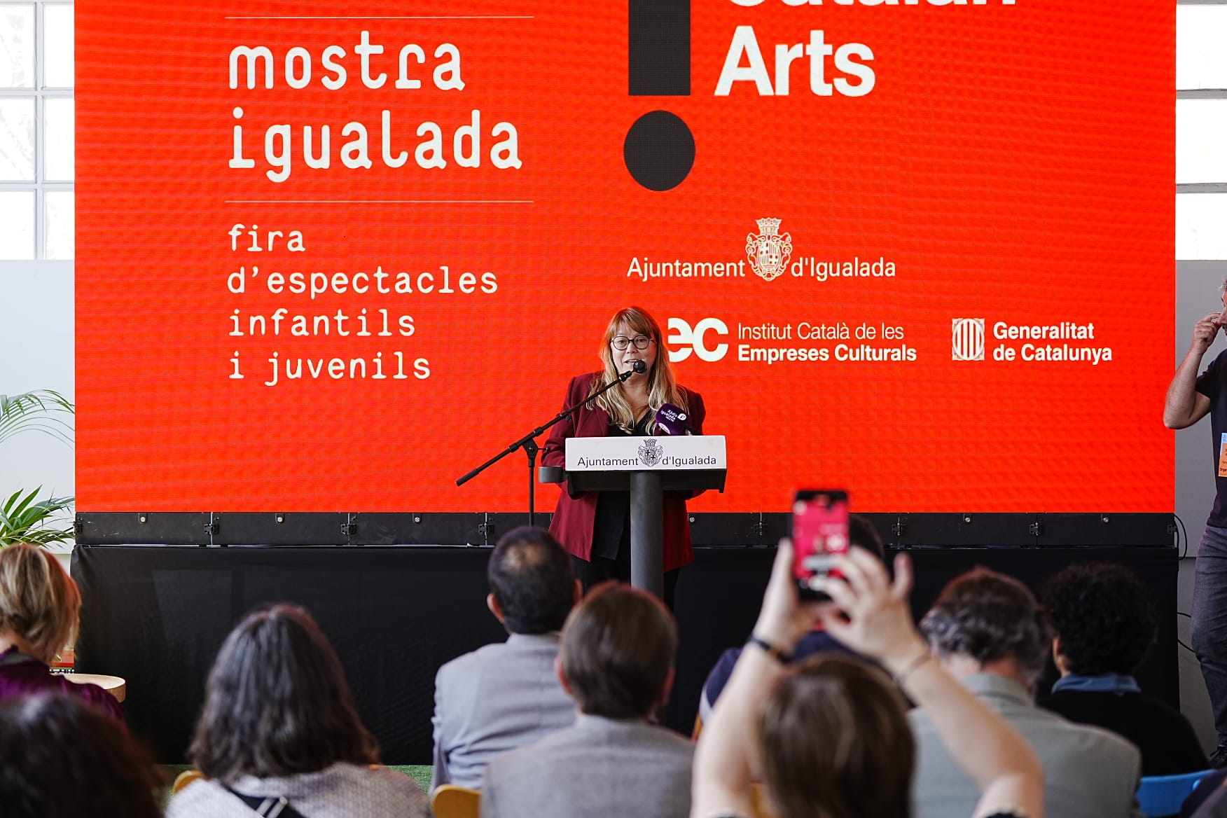Imagen del artículo La consellera Garriga celebra els 35 anys de la Mostra Igualada: Els espectacles infantils i juvenils són el gran tresor de les arts escèniques