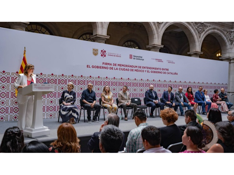 Imagen del artículo Serret i Batres signen el primer acord bilateral entre el Govern de Catalunya i el de Ciutat de Mèxic