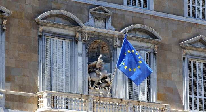 Façana del Palau de la Generalitat el dia d'Europa