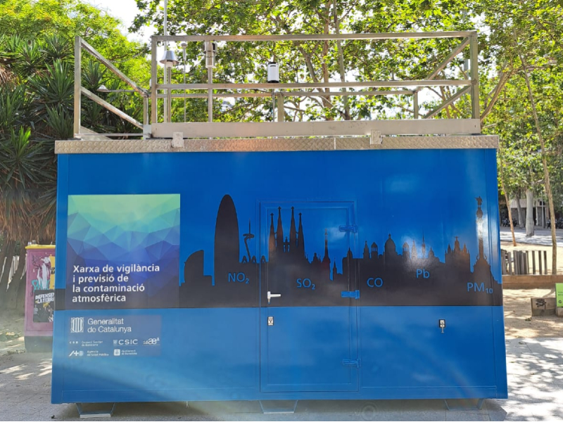 Imagen del artículo La cabina de control de la contaminació situada a  l'Eixample de Barcelona es transforma en un supersite