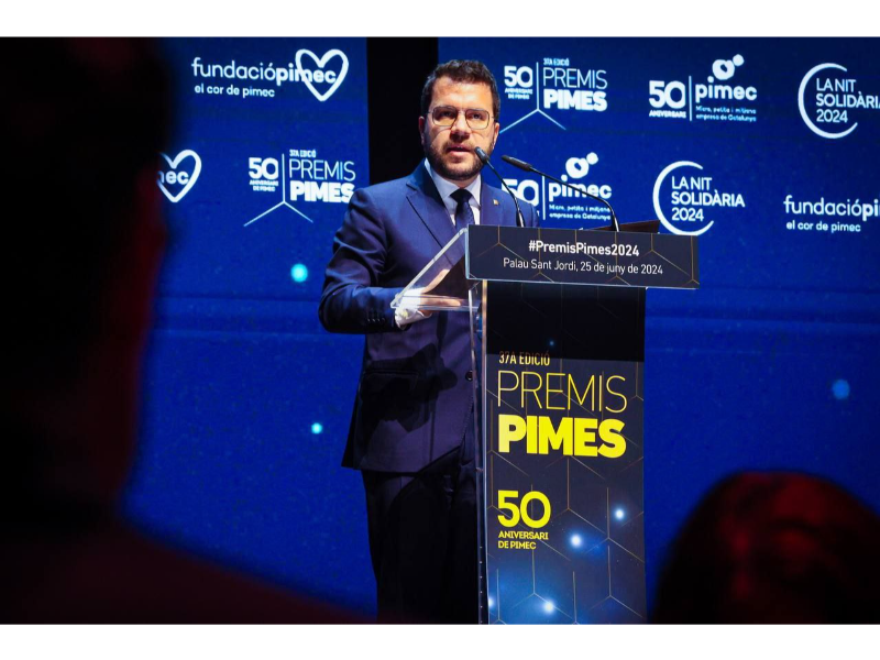 El president de la Generalitat, Pere Aragonès i Garcia, durant la seva intervenció als Premis PIMES.