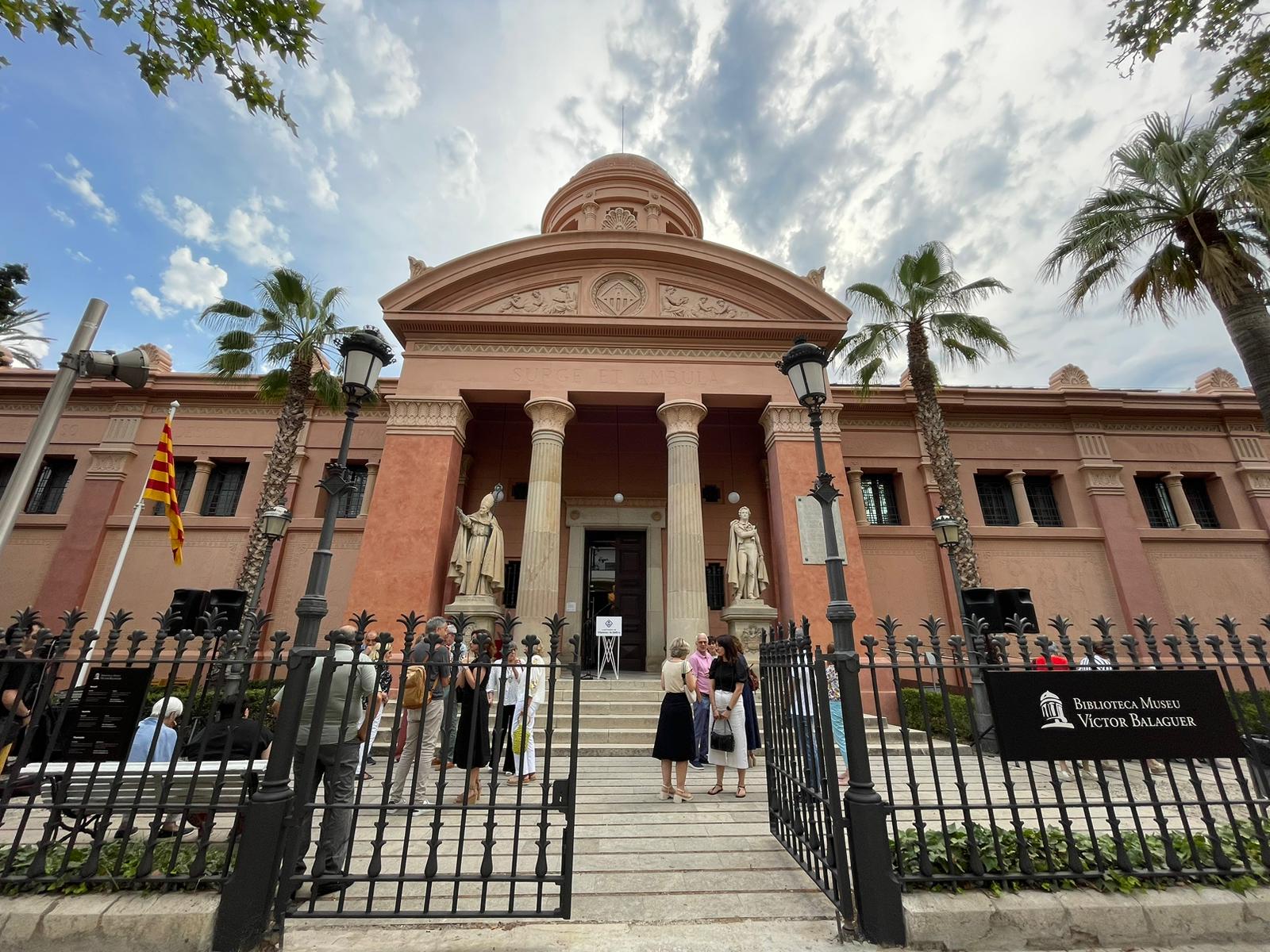 Imagen del artículo La Biblioteca Museu Víctor Balaguer reobre les portes coincidint amb la commemoració dels 200 anys del naixement de l'escriptor