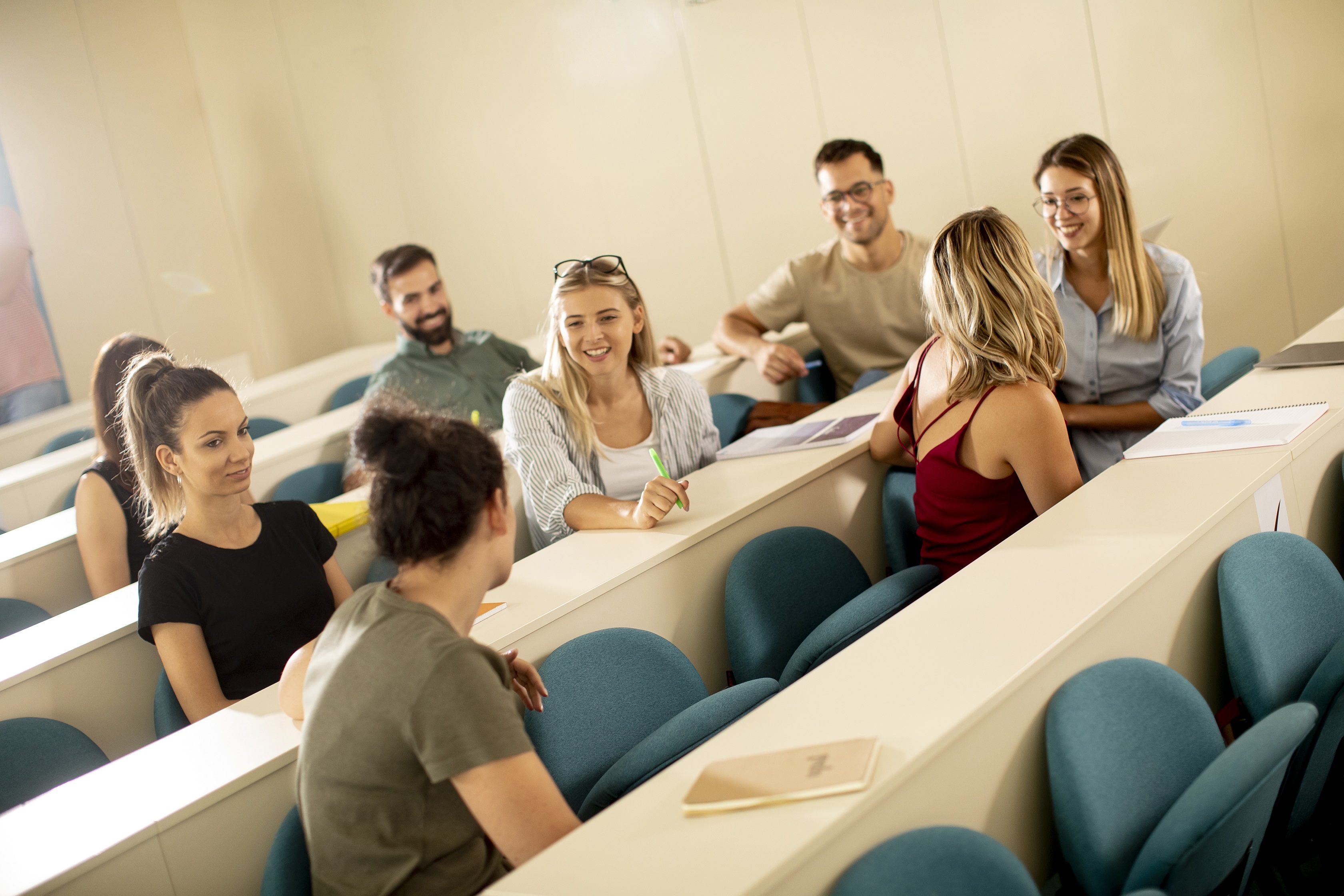 Ajuts Parla3 Ajuts Parla3