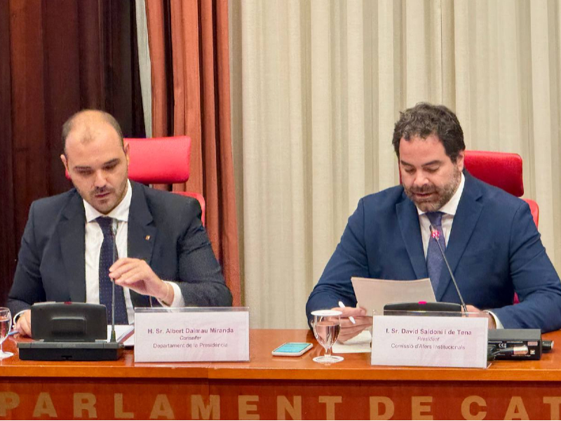 El conseller Dalmau anuncia al Parlament un pla de millora dels serveis públics 