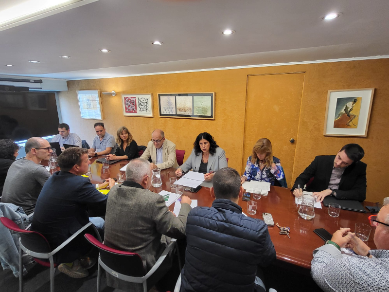 Reunió bases convocatòria ajuts per a allotjaments de temporers