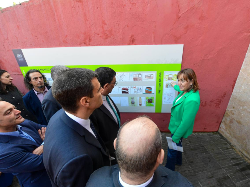 La consellera Paneque durant la commemoració del Funicular de Gelida 