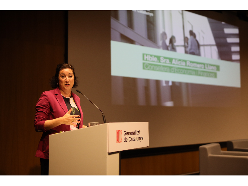 La consellera Romero durant la inauguració de la jornada 'La participació de les PIME en els contractes públics de la Generalitat de Catalunya'