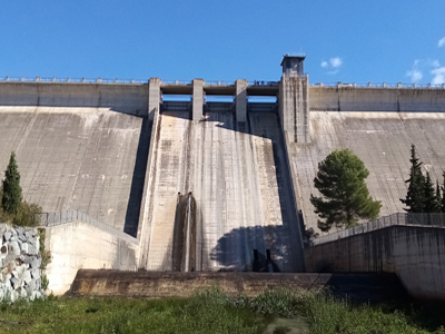 Panoràmica de la presa de Siurana.