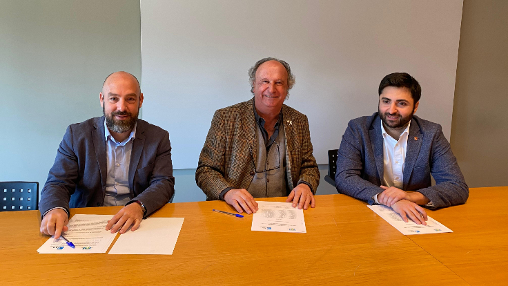 Moment de la signatura. Moment de la signatura.