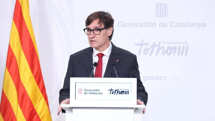 El president Illa ha comparegut aquest migdia des de la sala de premsa del Palau de la Generalitat