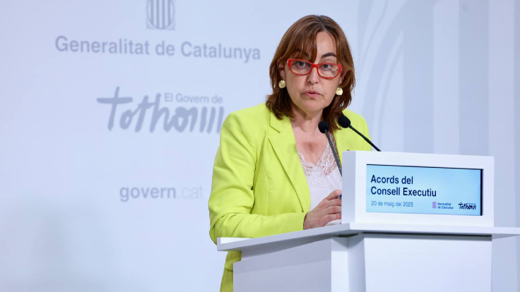 La portaveu Paneque, durant la roda de premsa del Govern
