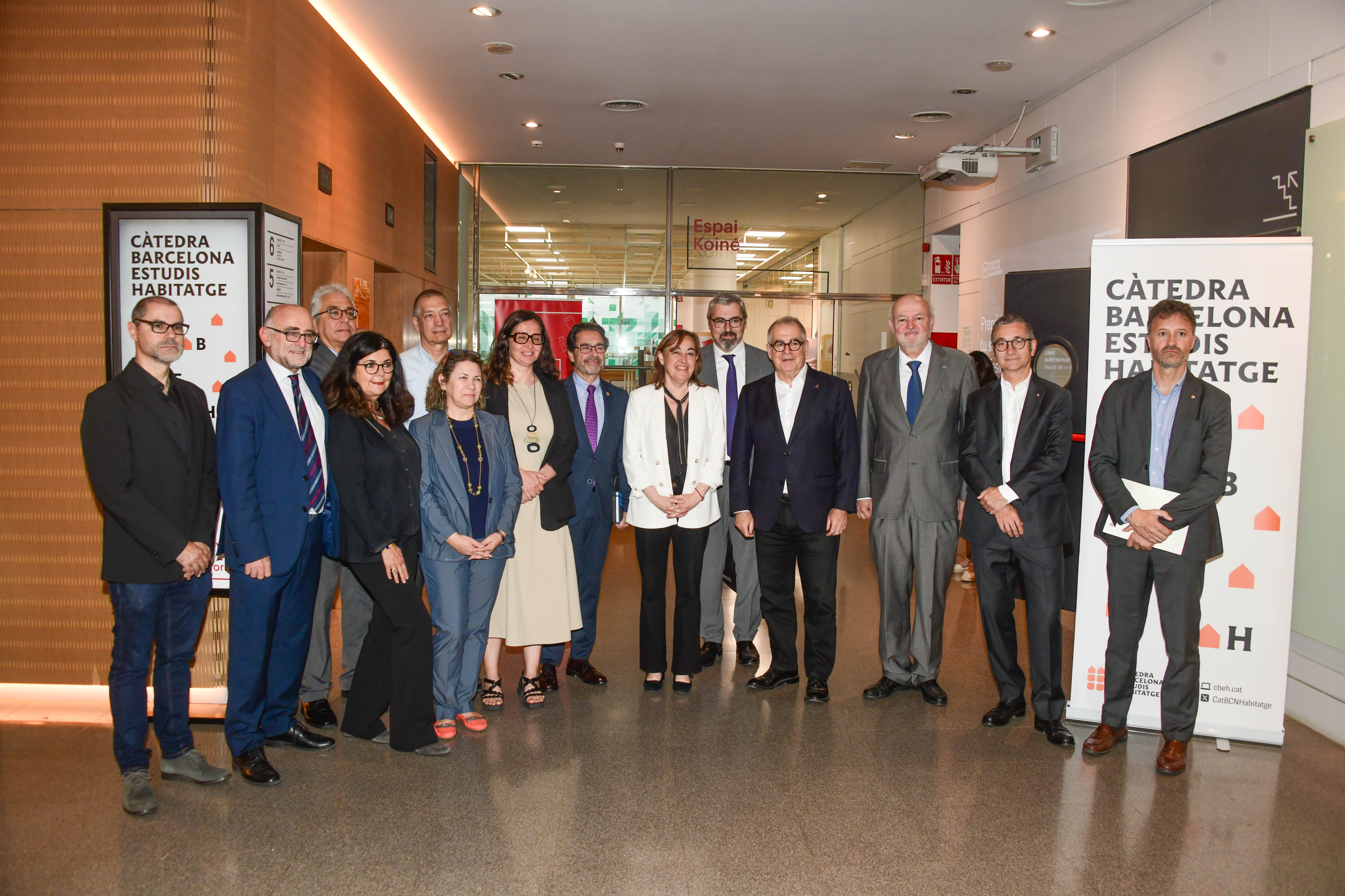 Foto oficial inauguració del I Congrés internacional d’habitatge i ciutat