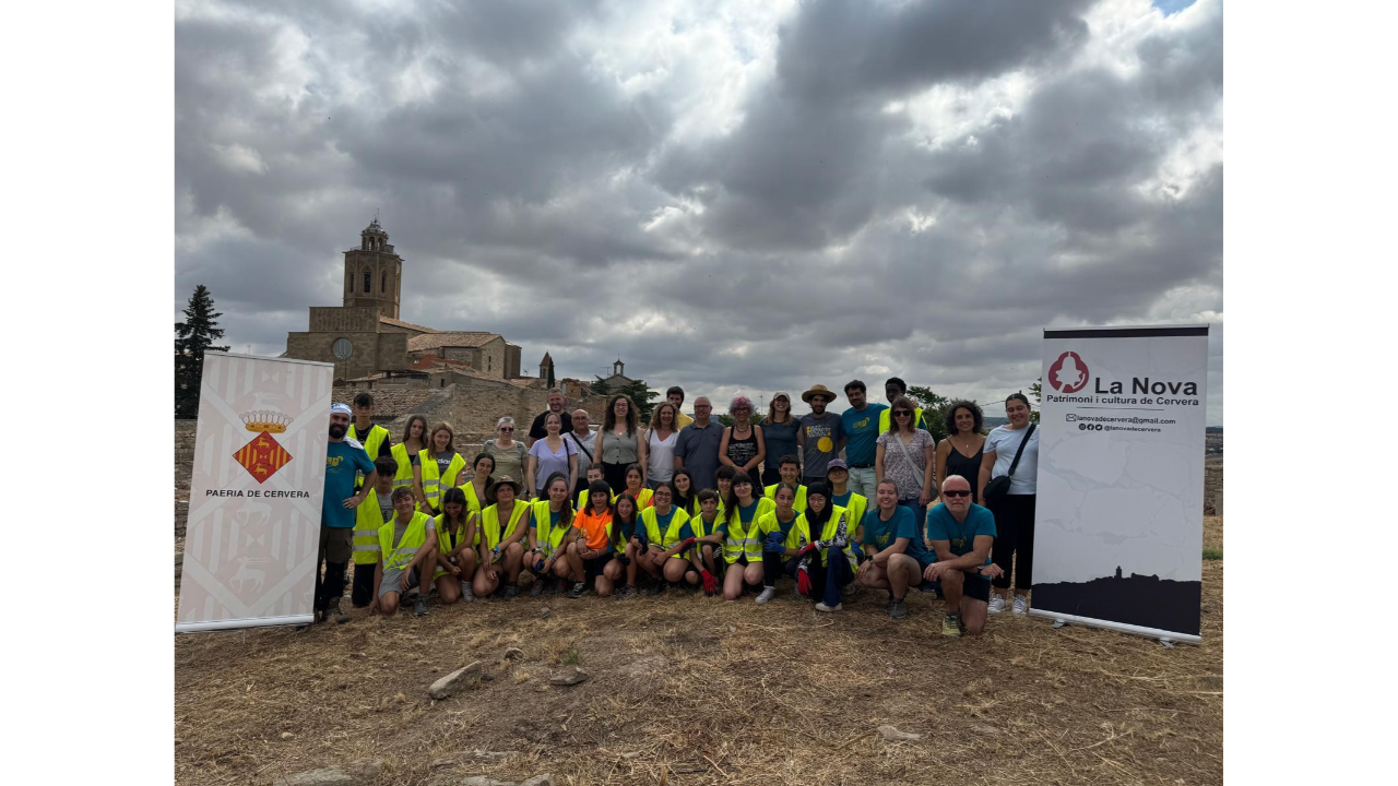 Visita al camp de treballs treballs arqueològics i patrimonials al Castell de Cervera Visita al camp de treballs treballs arqueològics i patrimonials al Castell de Cervera