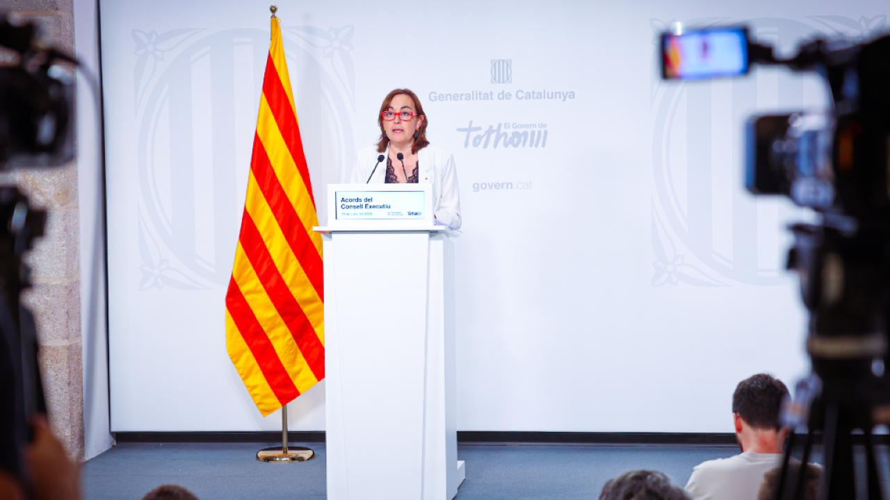 La portaveu Paneque durant la roda de premsa de Govern