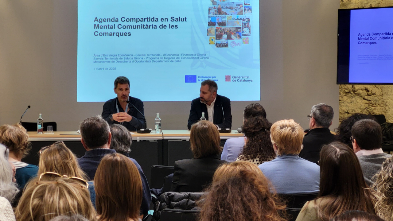 Jaume Heredia, gerent de la Regió Sanitària Girona i Joan Martín, director dels serveis territorials d'Economia i Finances a Girona. Jaume Heredia, gerent de la Regió Sanitària Girona i Joan Martín, director dels serveis territorials d'Economia i Finances a Girona.